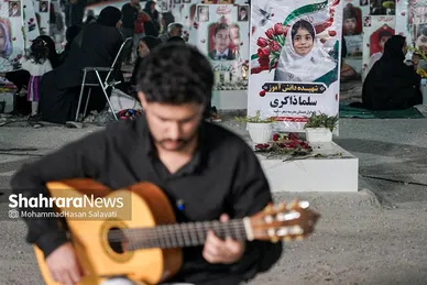 گزارش تصویری | گلزار شهدای میناب در آخرین جمعه ماه فروردین