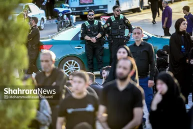 تصاویری از آئین خیمه سوزان عصر عاشورا در مشهد