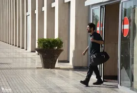 گفت و گو با &laquo;رهبر قنبری&raquo;، نویسنده و کارگردان فیلم &laquo;اینان&raquo; | چاره&zwnj;ای جز اکران در این وضعیت نداشتیم