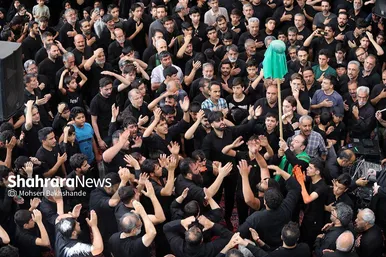 مراسم عزاداری روز دوازدهم محرم در حسینیه کرمانی‌های مشهد
