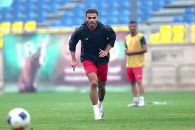 اورونوف در تمرینات گروهی پرسپولیس