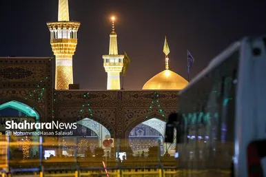 گلباران حرم مطهر رضوی در شب میلاد جوادالائمه (ع)