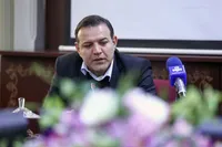 حضور عزیزی خادم در انتخابات فدراسیون فوتبال