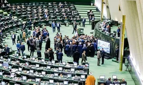 توضیحات معاون پارلمانی رئیس&zwnj;جمهور درباره استیضاح برخی وزرا