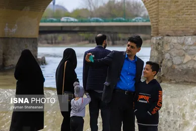 نوروزگردی | اصفهان سی و سه پل