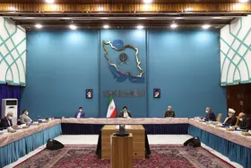 تاکید رئیس&zwnj;جمهور بر تداوم رعایت دستورالعمل&zwnj;های بهداشتی و تزریق دُز یادآور واکسن کرونا در آستانه پاییز و زمستان