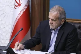 پزشکیان قهرمانی تیم ملی وزنه&zwnj;برداری را تبریک گفت