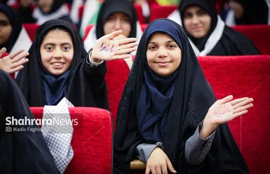 گزارش تصویری | مراسم تحلیف فرماندهان بسیج دانش آموزی در مشهد