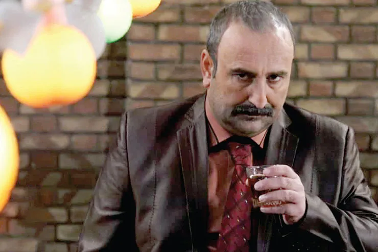 درباره فیلم سینمایی «کاکا» | روایت سطحی از عشق افلاطونی