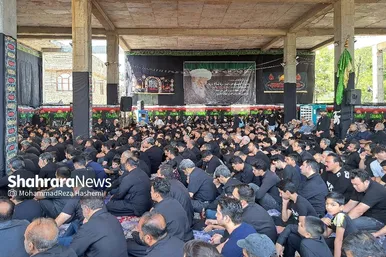 ظهر عاشورا در هیئت قندهاری‌های مشهد