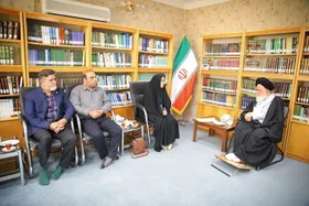 آیت&zwnj;الله علم&zwnj;الهدی: پرستاران، تبار مجاهد کادر درمان کشور هستند| استقلال بیمارستان&zwnj;ها، فرصت فوق&zwnj;العاده برای حل مشکلات جامعه پرستاری است