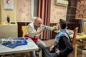 خدمت امدادگران هلال احمر مشهد در  قلب نجف + عکس