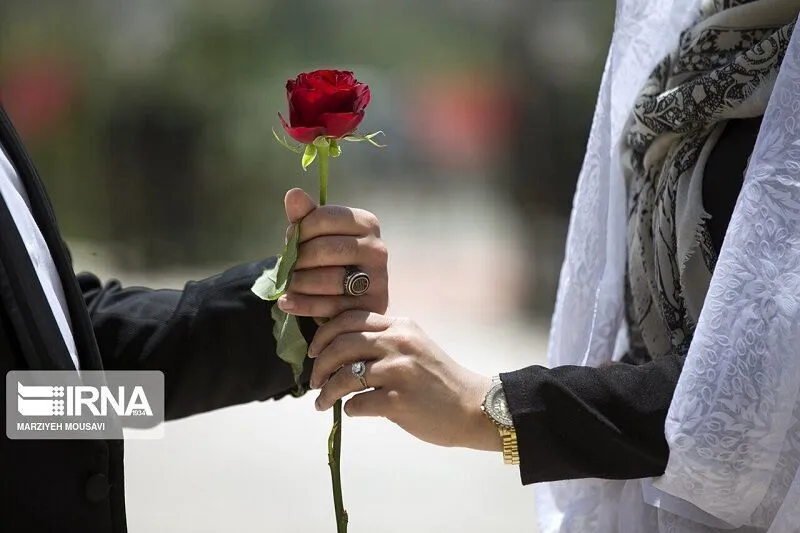 «تاخیر در ازدواج» و «چالش‌های فراروی فرزندآوری» مساله مهم جمعیتی در حوزه زنان است