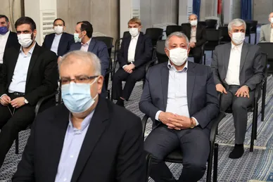 دیدار جمعی از مسئولان نظام و مهمانان شرکت کننده در کنفرانس وحدت اسلامی با رهبر معظم انقلاب