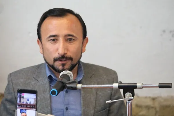 گزارشی از دیدار و گفت‌وگو با یعقوب یسنا در بخارا