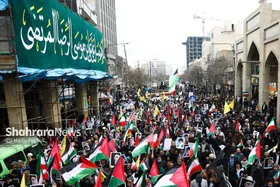 طنین شعار &laquo;مرگ بر اسرائیل&raquo; از باب&zwnj;الجواد(ع) تا چهارراه شهدا | اعلام همبستگی مردم مشهد با ملت مظلوم فلسطین