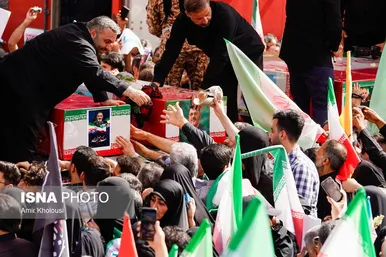 گزارش تصویری | مراسم تشییع پیکر شهدای اقتدار در تهران (۷ تیر ۱۴۰۴)