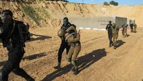 حماس با آزادی ۱۰ اسیر صهیونیست موافقت کرد (۱۸ تیر ۱۴۰۴)