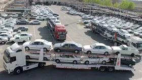 سامان&zwnj;دهی بازار خودرو از طریق عرضه خودرو صفر در بورس