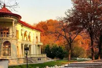 ویدئو| باران پاییزی در کاخ سعدآباد