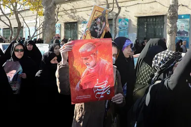  راهپیمایی مردم مشهد در محکومیت حمله تروریستی کرمان
