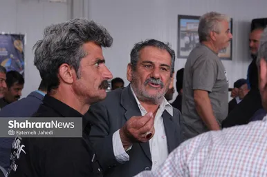 گزارش تصویری | نشست صمیمی با کارگران در ایست‌کار میدان امام‌حسین(ع) مشهد (۱۱ اردیبهشت ۱۴۰۴)