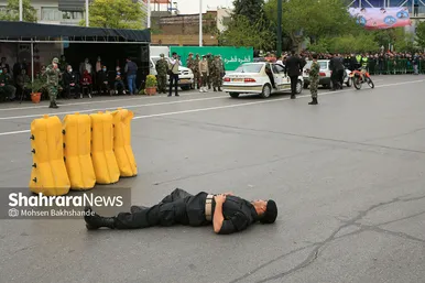 رژه بزرگداشت روز ارتش در مشهد‎‎