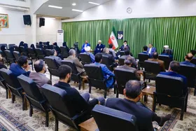 آیت&zwnj;الله علم&zwnj;الهدی: دشمن به دنبال سوء استفاده از دانشجویان است
