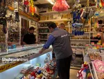 از عرضه زعفران تقلبی تا کم‌فروشی و گران‌فروشی در بازدید از بازار سرشور مشهد (۱۱ شهریور ۱۴۰۳) + فیلم و عکس