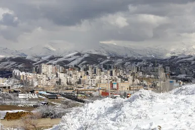 تیوپ‌سواری در دامنه کوه آبیدر