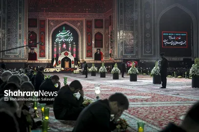 گزارش تصویری | آئین سنتی خطبه خوانی شب عاشورا در حرم مطهر رضوی