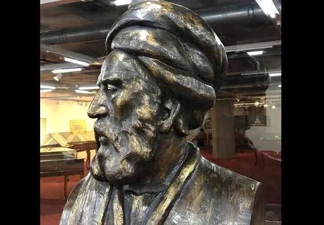 سردیس ۸۶ ساله فردوسی ثبت ملی شد