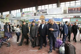 استاندار خراسان رضوی از ایستگاه راه&zwnj;آهن شهید رئیسی مشهد بازدید کرد (۴ فروردین ۱۴۰۴)