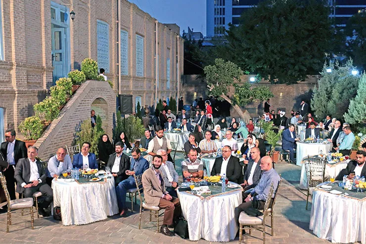 گفت‌وگوی‌ نارس