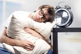اینفوگرافی| دو دقیقه&zwnj;ای بی خوابیتان را درمان کنید