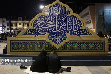 مراسم احیاء شب قدر در عرصه میدان شهدا مشهد