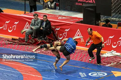 مسابقات کشتی با چوخه قهرمان قهرمانان در مشهد