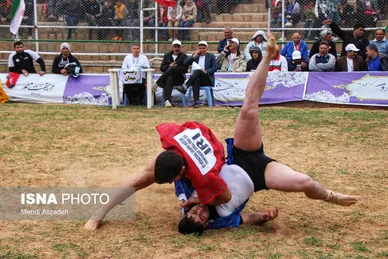 مسابقات کشتی با چوخه اسفراین