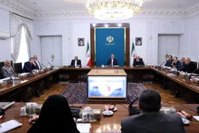 تاکید رئیس جمهور بر تدوین یک استراتژی دقیق و بهره&zwnj;گیری از بخش خصوصی برای تحول در اقتصاد دریامحور