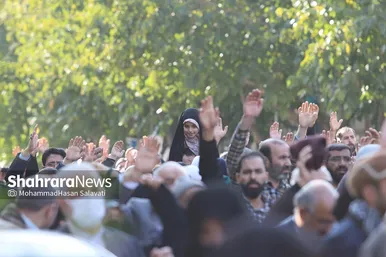 راهپیمایی اصناف، بازاریان و نمازگزاران پس از نماز جمعه مشهد