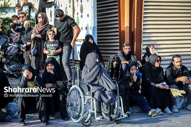 تصاویری از آئین خیمه سوزان عصر عاشورا در مشهد