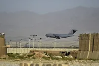 اخبار ضدونقیض درباره واگذاری پایگاه نظامی بگرام از سوی طالبان به آمریکا