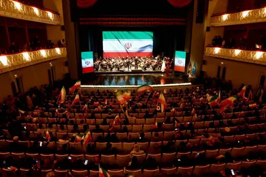 گزارش تصویری | برگزاری آیین سوگ شهادت «امین ملت ایران» به یاد رهبر شهید انقلاب با حضور هنرمندان