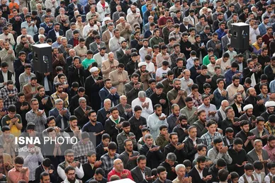 آن یار سفر کرده | اقامه نماز عید سعید فطر به امامت مقام معظم رهبری (۱۱ فروردین ۱۴۰۴)