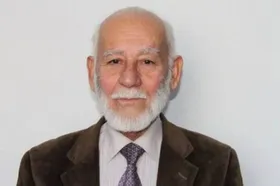 تجلیل کاظمی قمی از استاد ادبیات فارسی افغانستانی