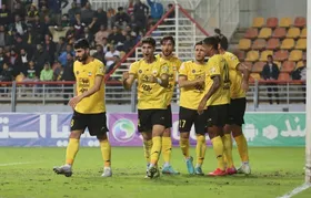 سپاهان به حکمرانی استقلال و پرسپولیس پایان می&zwnj;دهد؟