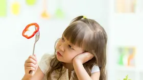 با کودک بدغذا و کم&zwnj;غذا این گونه رفتار کنید