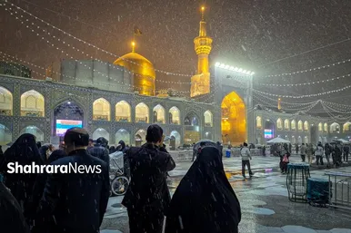 گزارش تصویری | بارش برف پاییزه در حرم مطهر رضوی