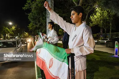 گزارش تصویری |حضور جامعه ورزش مشهد در سی و هشتمین شب شکوه حضور مردم در خیابان‌های مشهد