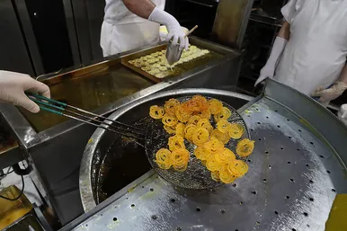 زولبیا و بامیه،شیرینی مخصوص ماه رمضان